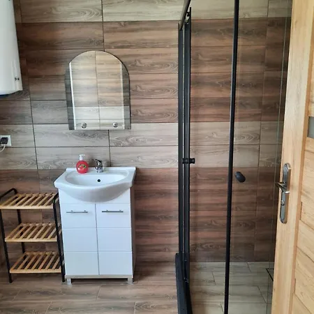 Majowy بيت للعطل